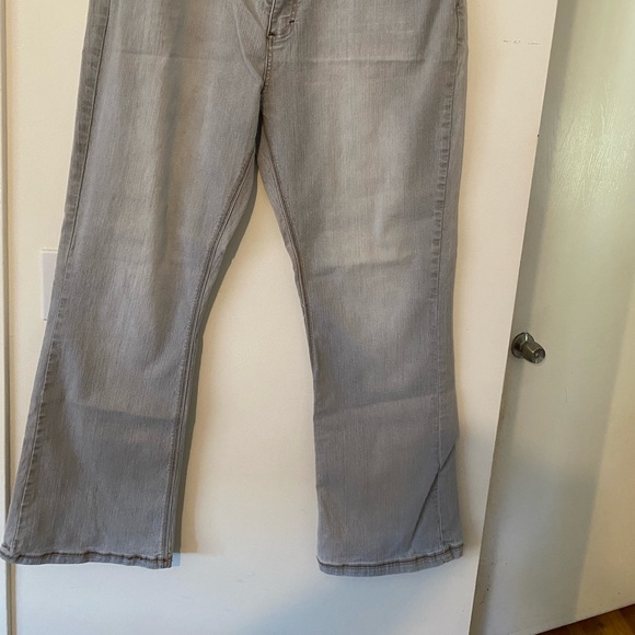 Plus size jeans - Picture 2 of 4